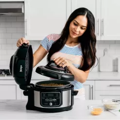 Ninja Foodi Programmable 10-in-1 5qt Pressure Cooker and Air Fryer - FD101