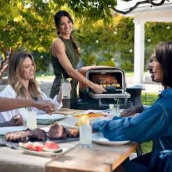 Ninja Woodfire Pizza Oven, 8-in-1 Outdoor Oven, 5 Pizza Settings, Smoker, Ninja Woodfire Technology, Electric - OO101