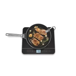 Salton Induction Cooktop with Temperature Probe Black