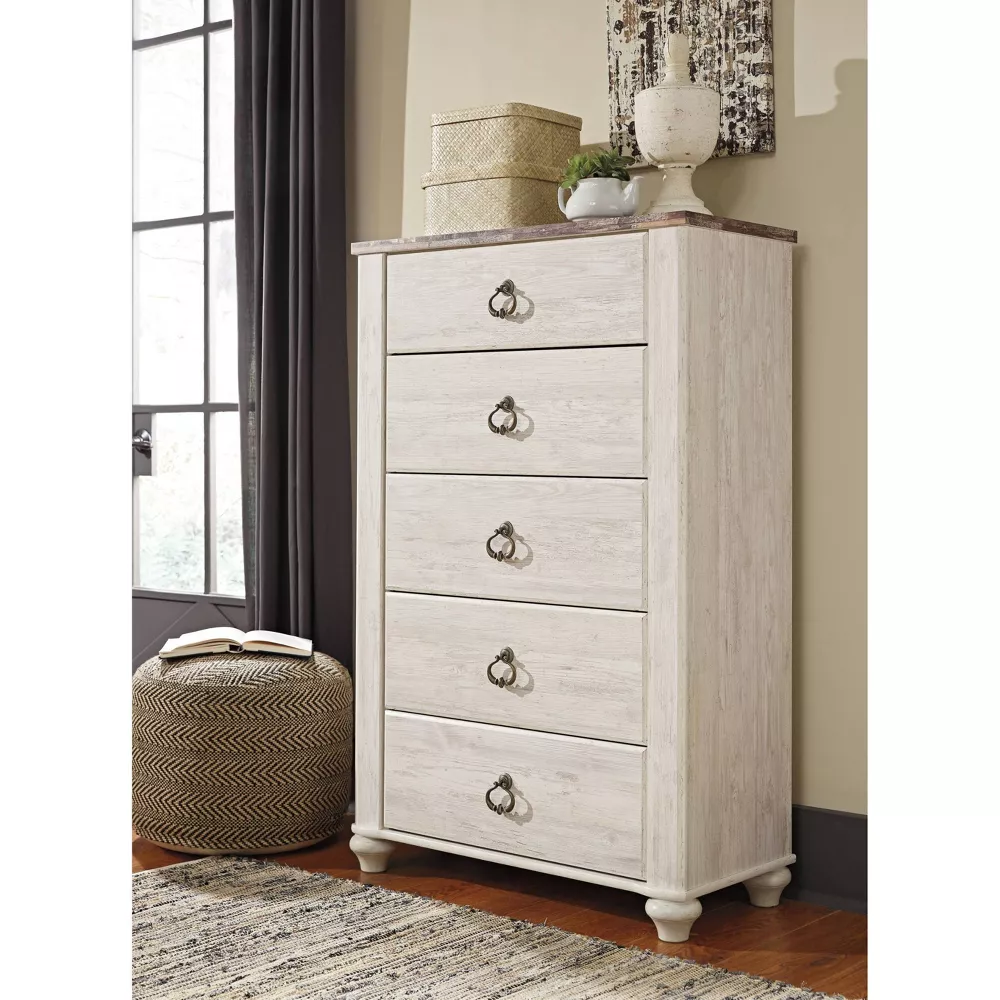 Signature Design by Ashley Willowton Chest of Drawers Cream