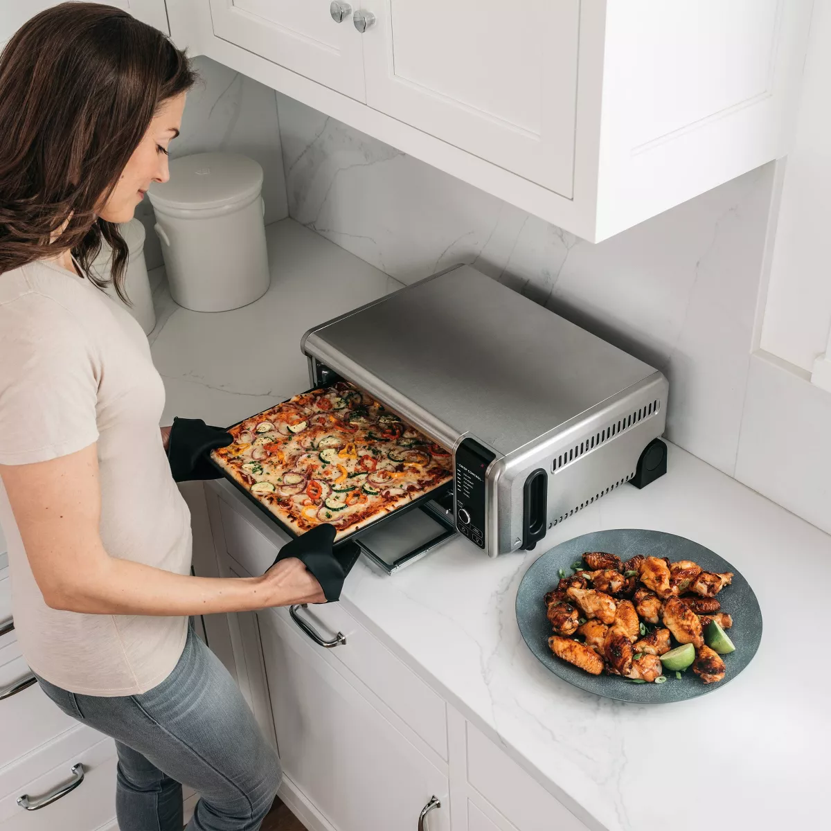 Ninja Foodi 6-in-1 Digital Air Fry Oven/Toaster Oven Flip-Away for Storage - SP100BF