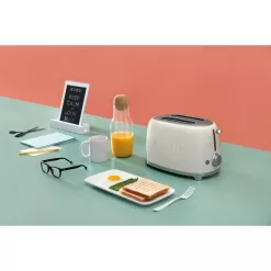 SMEG 50's Retro Style Aesthetic 2 Slice Toaster - Cream