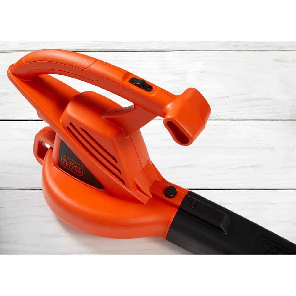 BLACK+DECKER LB700 7 AMP 180 MPH 220 CFM Corded Electric Handheld Leaf Blower