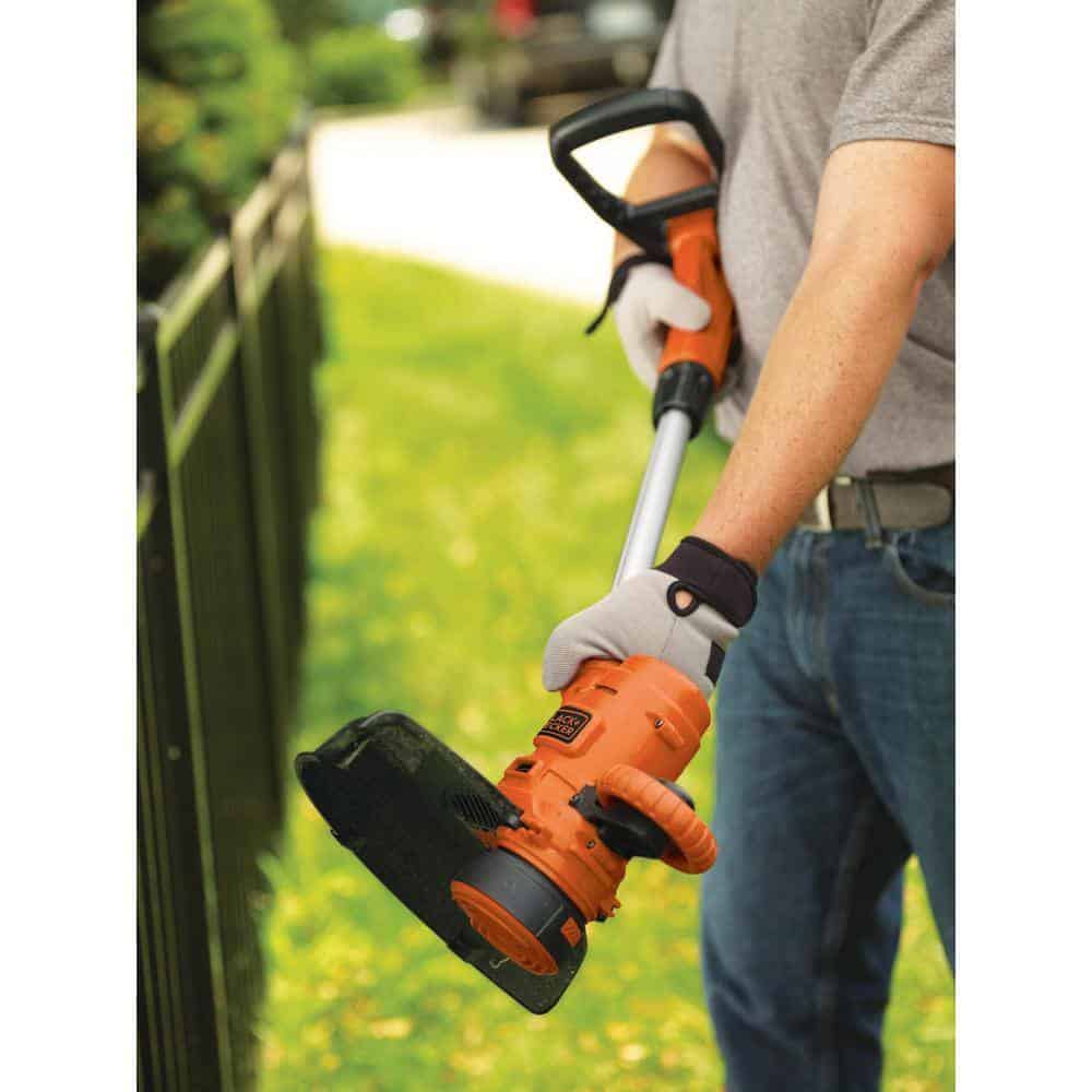 BLACK+DECKER GH900 14 in. 6.5 AMP Corded Electric Single Line 2-in-1 String Trimmer & Lawn Edger with Automatic Feed and POWERDRIVE