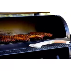 Oklahoma Joe's Hondo Offset Smoker