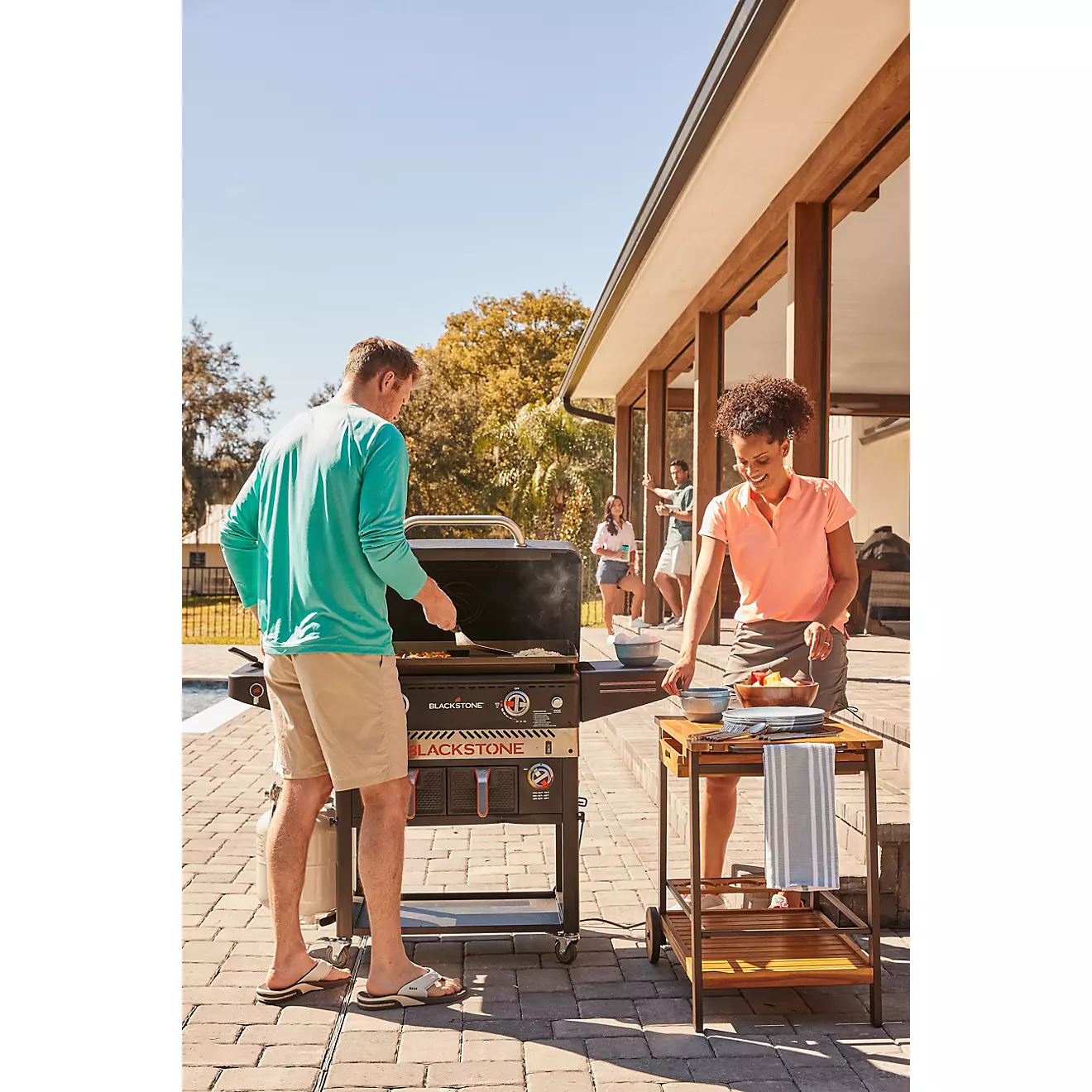 Blackstone 36 in 4-Burner Griddle Station with Hood