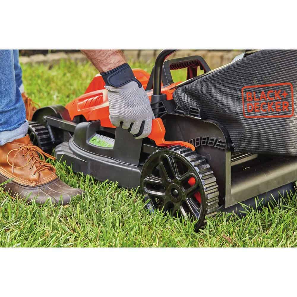 BLACK+DECKER Electric Lawn Mower, 10-Amp, Corded (BEMW472BH)