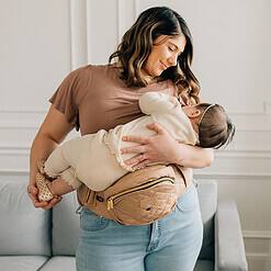 Tushbaby - Safety-Certified Hip Seat Baby Carrier - Mom’s Choice Award Winner, Seen on Shark Tank (Carrier, Black/Gold)