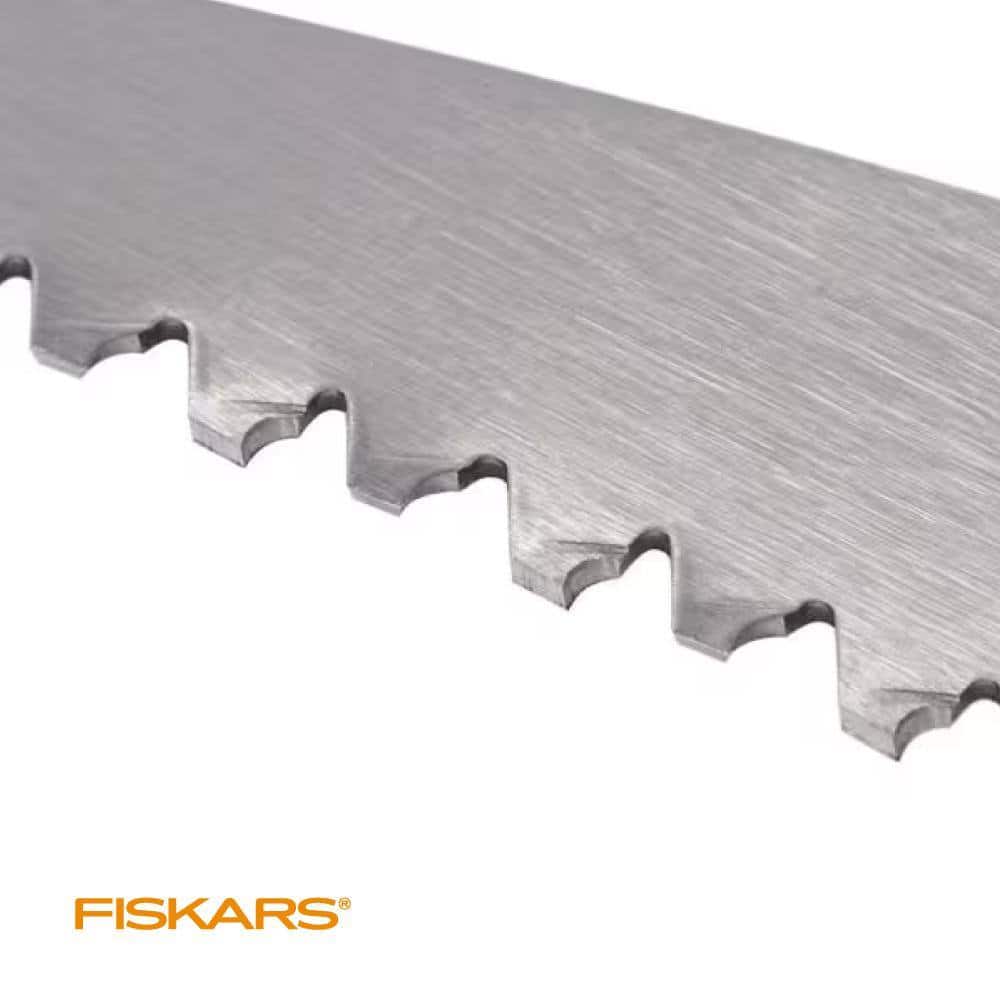 Fiskars 394732-1003 1.25 in. Cut Capacity Steel Titanium Coated Cutting Blade 15 in. Fiberglass/Alum Pole Chain Drive 16 ft. Tree Pruner