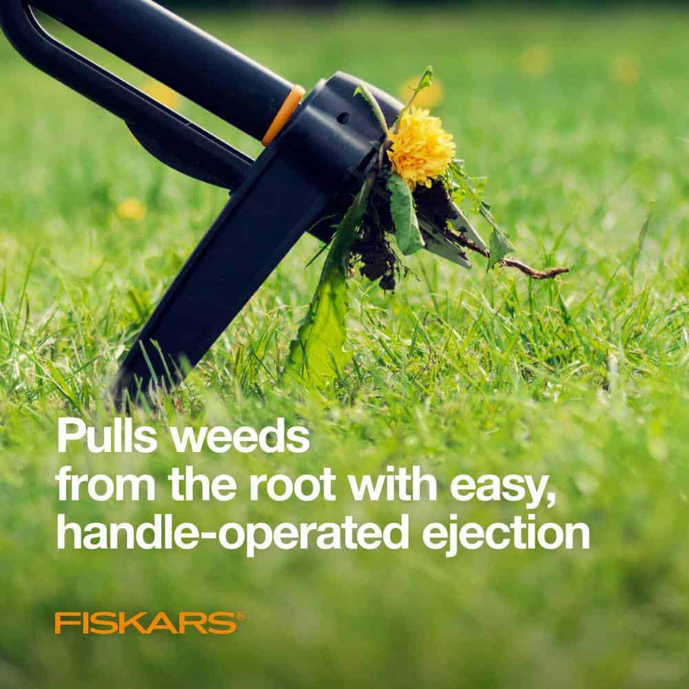 Fiskars 339950-1001 34in Stand up 4 Claw Garden Weeder