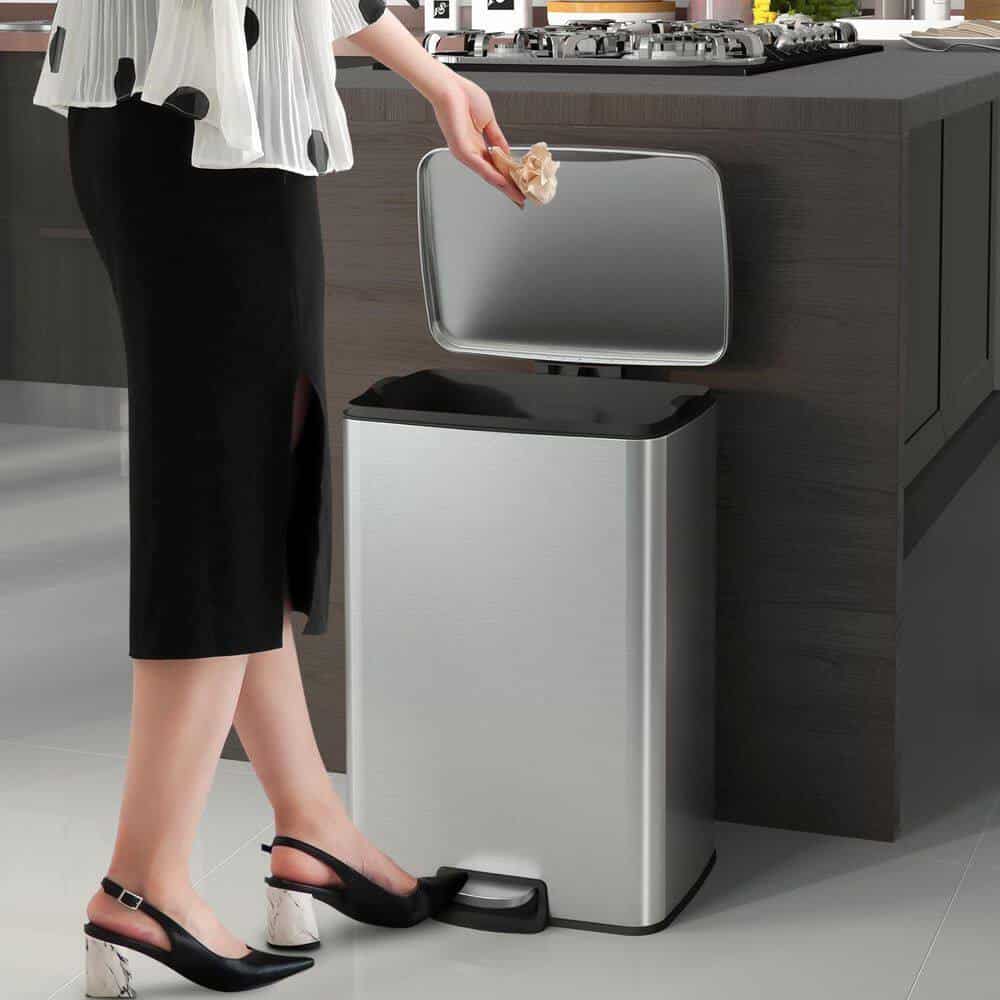 Innovaze MGCS-AS2003 13.2 Gal. /50 l Stainless Steel Rectangular Kitchen Step-on Trash Can