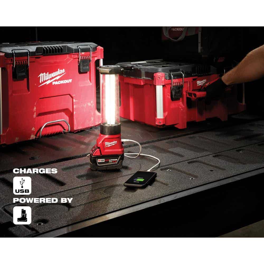 Milwaukee 2363-20 M18 18-Volt Lithium-Ion Cordless 700-Lumen LED Lantern/Trouble Light w/ USB Charging (Tool-Only)