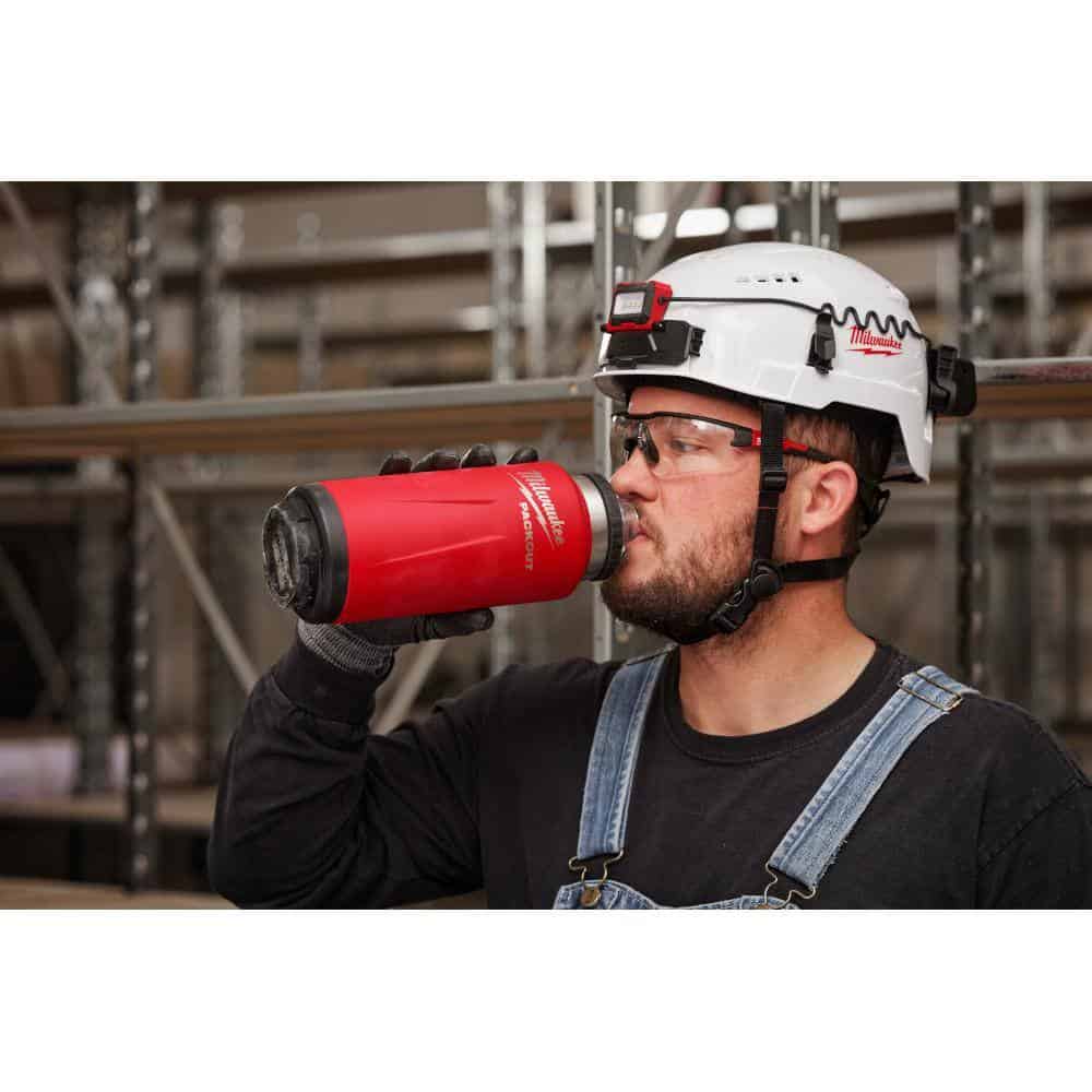 Milwaukee 48-22-8397R PACKOUT Red 36 oz. Insulated Bottle with Chug Lid
