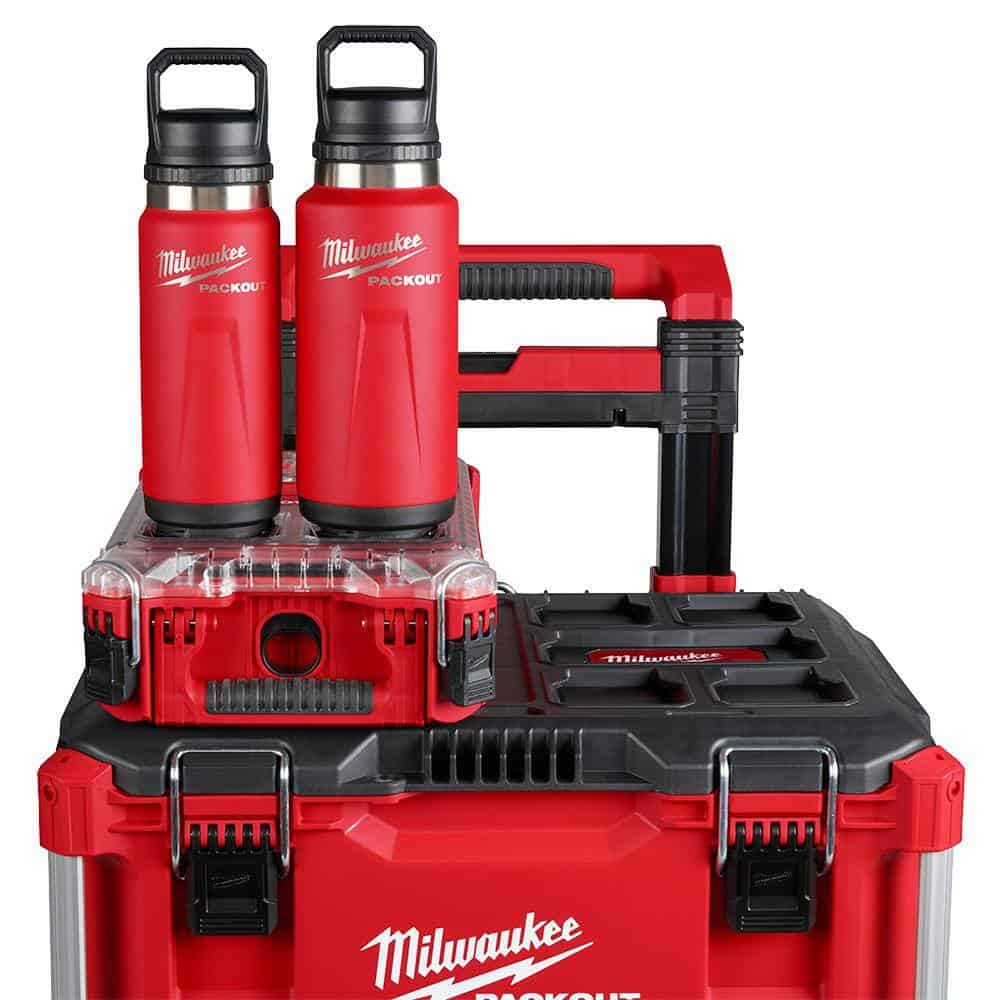 Milwaukee 48-22-8397R PACKOUT Red 36 oz. Insulated Bottle with Chug Lid