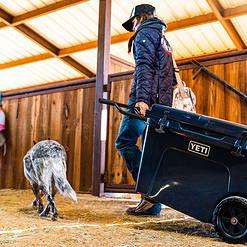 YETI Tundra Haul Cooler - Navy