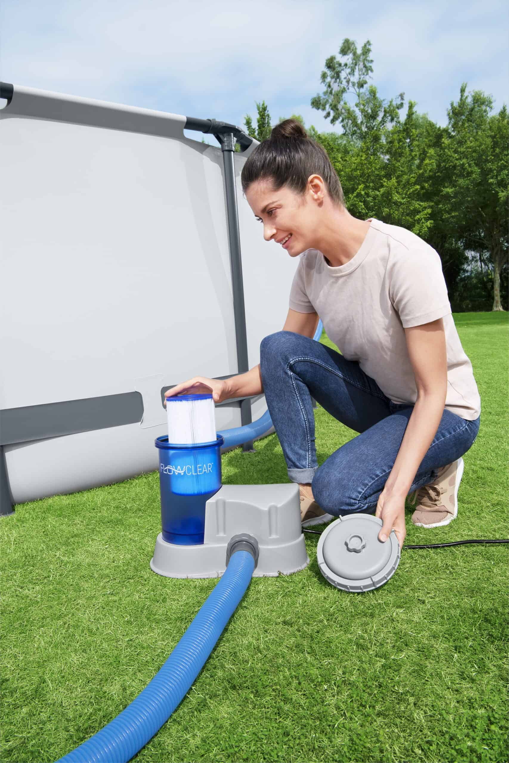 Flowclear 1500 gal. Transparent Filter Above-Ground Pool Pump