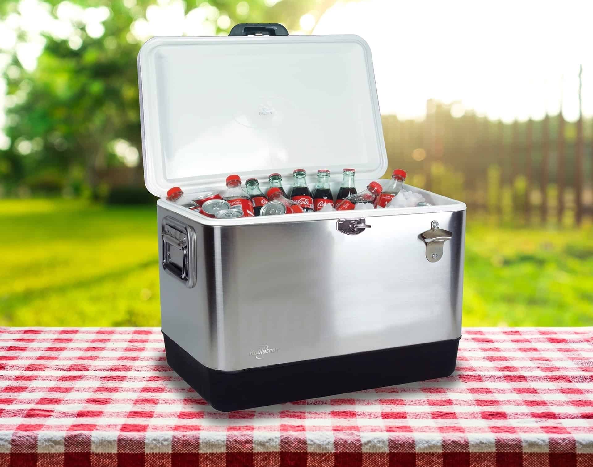 Koolatron Stainless Steel Ice Chest Beverage Cooler with Bottle Opener 51 L / 54 Quart 85 Can Capacity for Camping, Beach, RV, BBQs, Tailgating, Fishing