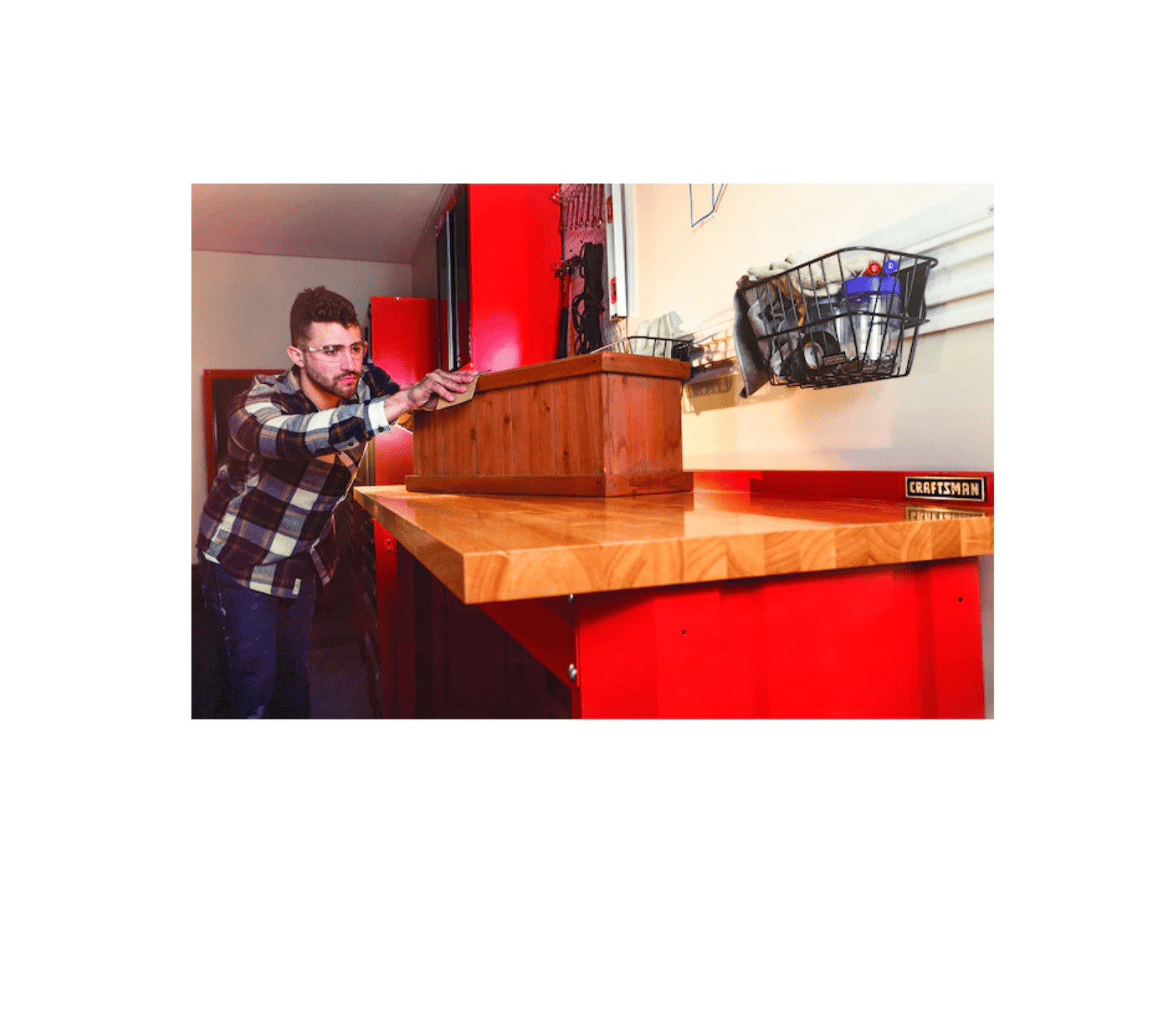 CRAFTSMAN CMST27200R 72-in W x 41.25-in H Red Wood Work Bench