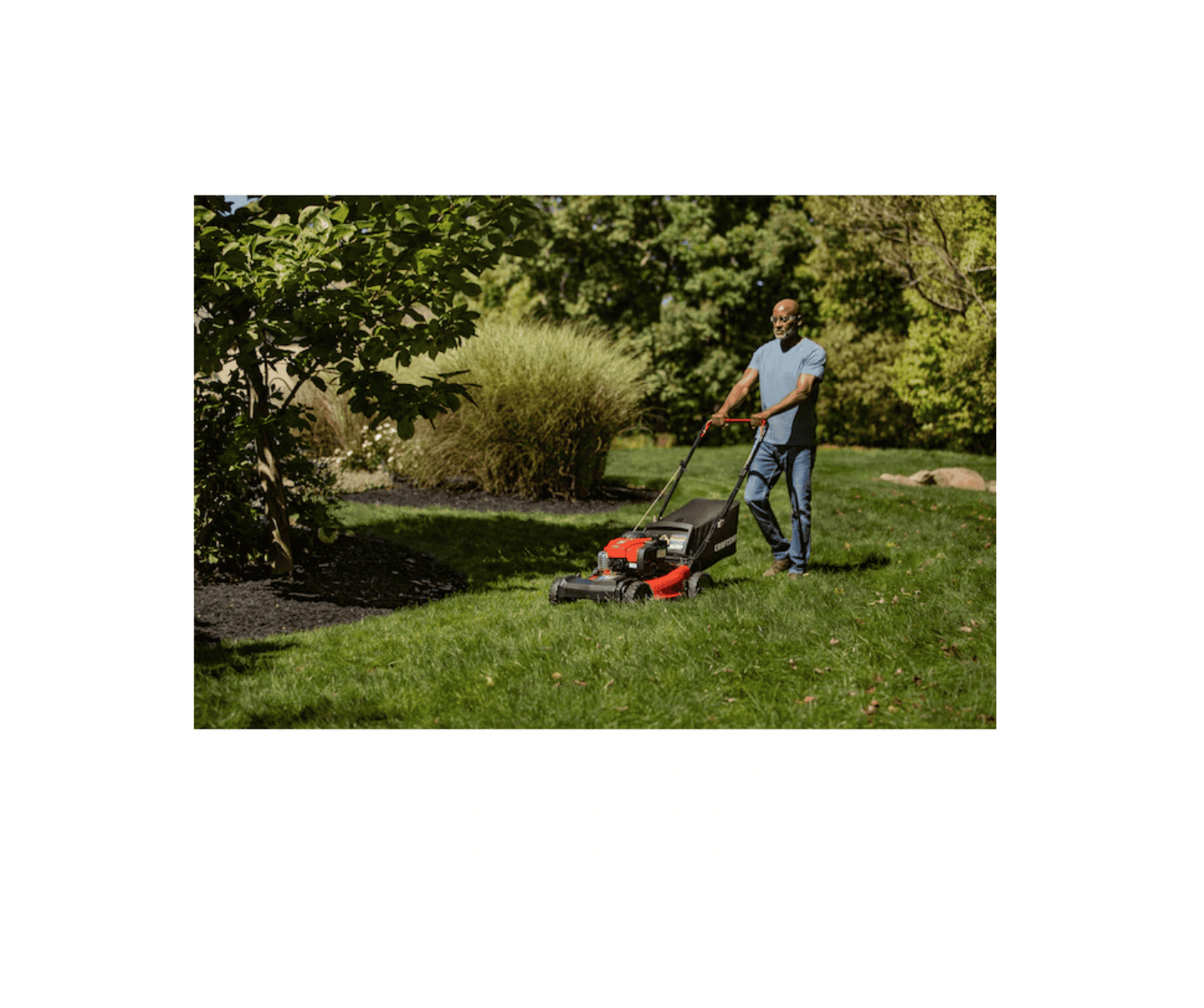 CRAFTSMAN CMXGMAM211201 M220 150-cc 21-in Self-Propelled Gas Lawn Mower with Briggs & Stratton Engine