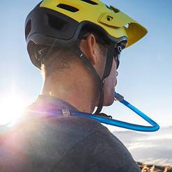 CamelBak Crux 3-Liter Water Reservoir - Hydration Bladder - Faster Water Flow Rate - Leak-Proof Water Bladder - 100oz, Blue