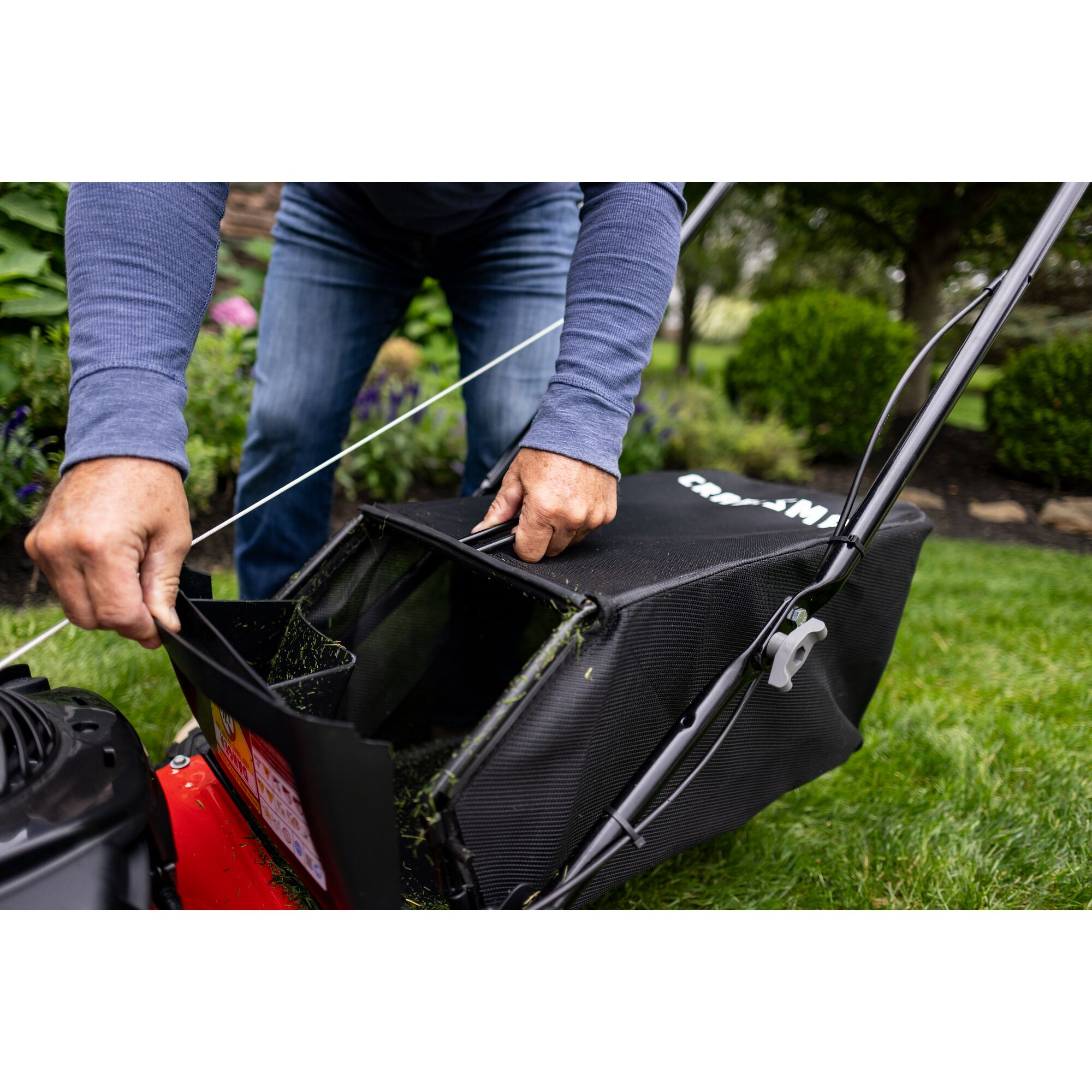 CRAFTSMAN CMXGMAM1125499 M110 140-cc 21-in Push Gas Lawn Mower with Briggs & Stratton Engine - Image 11
