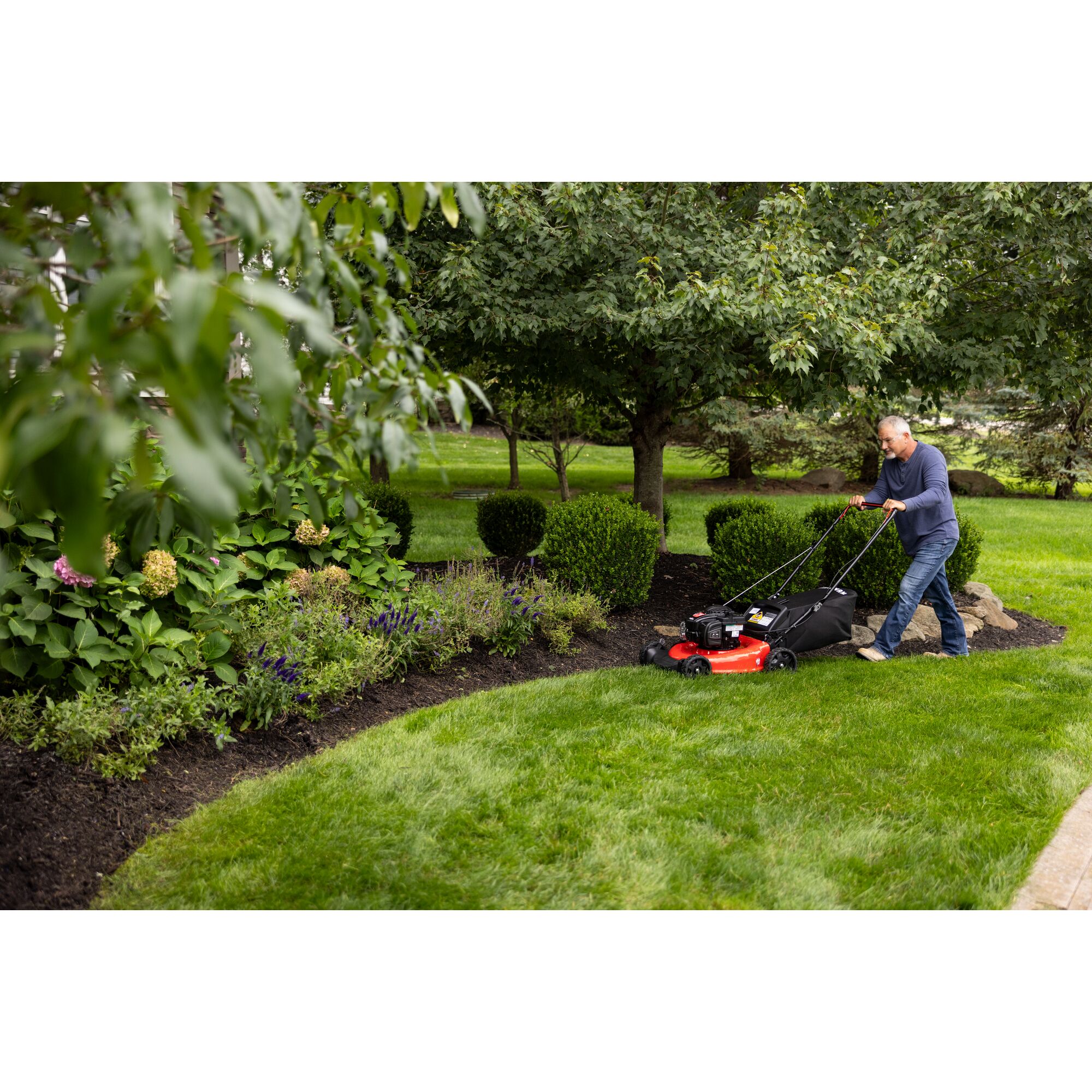 CRAFTSMAN CMXGMAM1125499 M110 140-cc 21-in Push Gas Lawn Mower with Briggs & Stratton Engine - Image 9