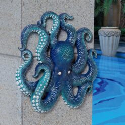 Design Toscano Deadly Blue Octopus of the Coral Reef Wall Sculpture, 3.00