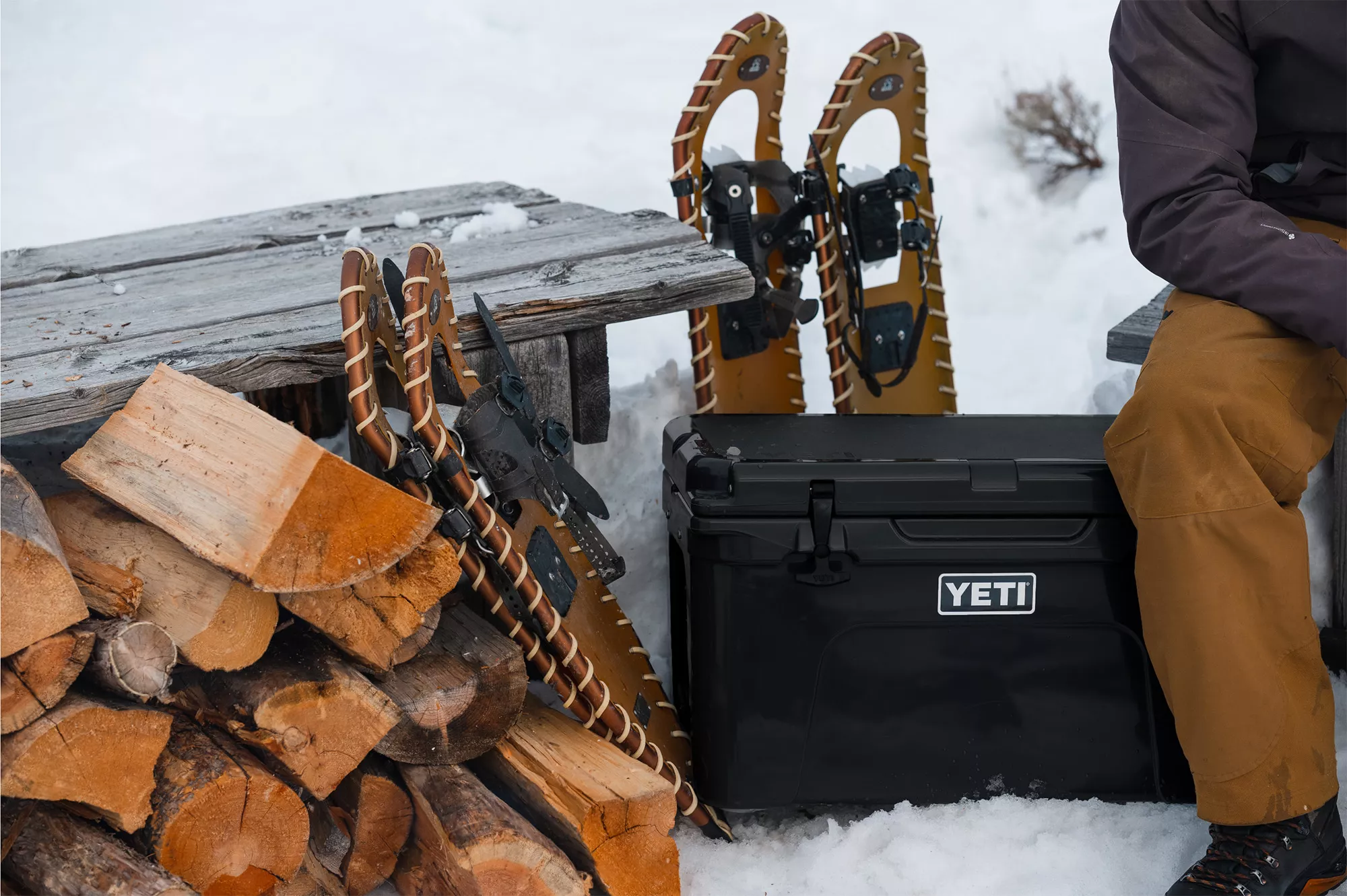 YETI Tundra 45 Cooler - Black 2