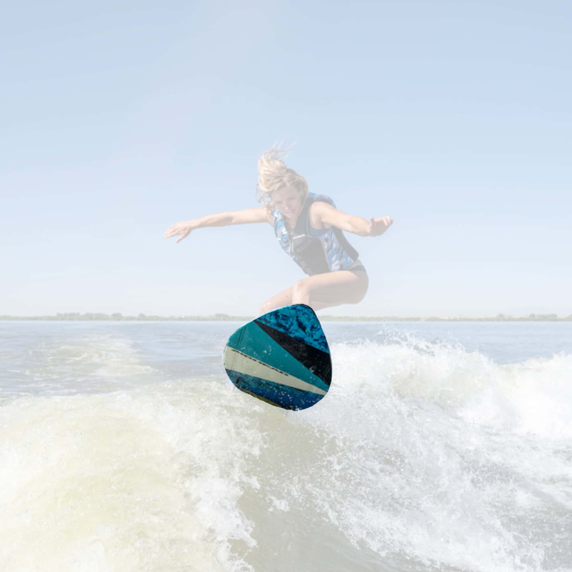 Airhead AHWSF06 Spectrum Wakesurf Board, Blue