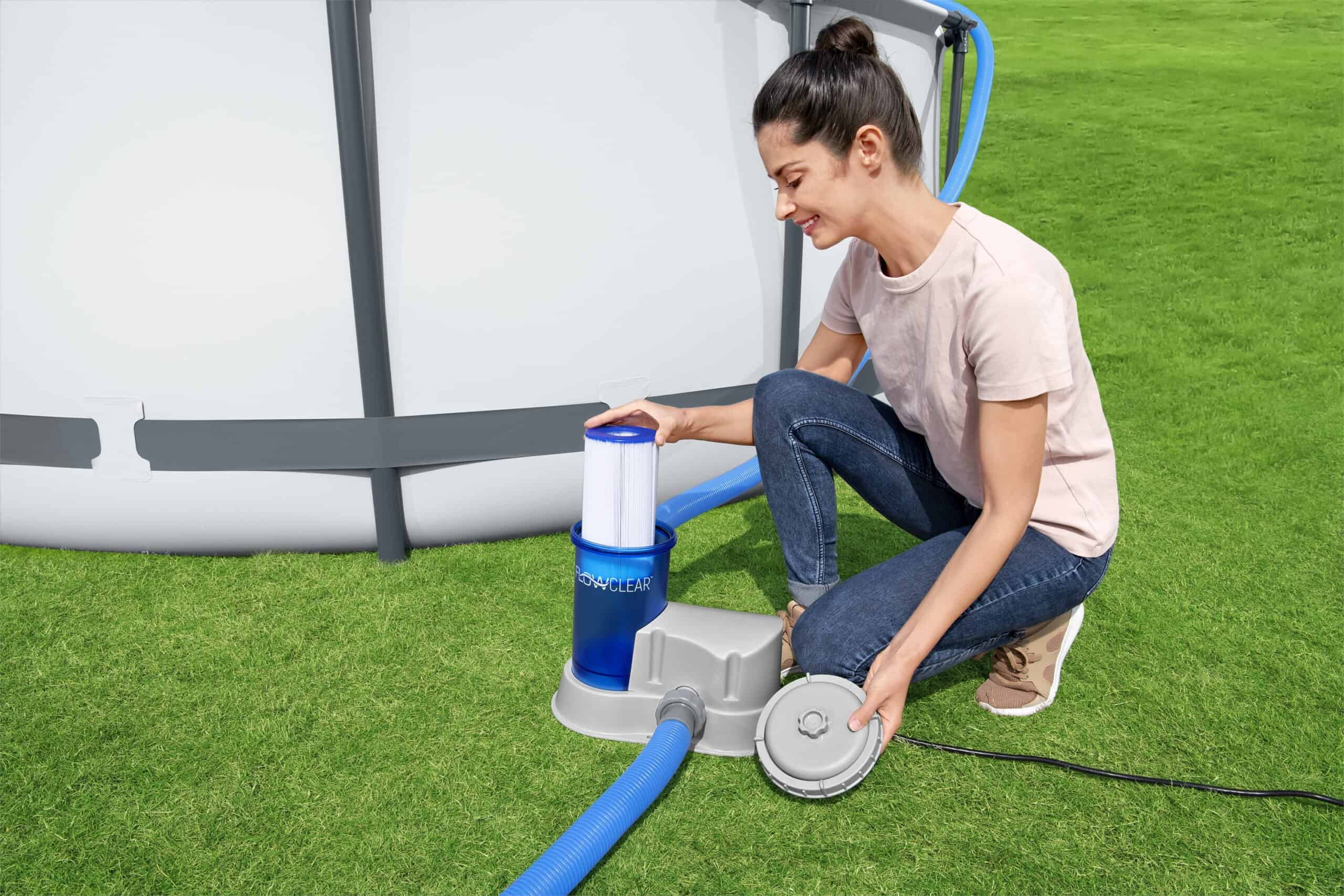 Flowclear 1500 gal. Transparent Filter Above-Ground Pool Pump