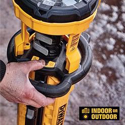 DeWalt 20V MAX 3,000 lm LED Battery Tripod Work Light