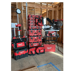 Milwaukee 48-22-8425 PACKOUT 22 in. Large Portable Tool Box Fits Modular Storage System