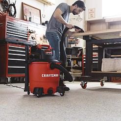 Craftsman 9 gal Corded Wet/Dry Vacuum 8.3 amps 120 V 4.25 HP