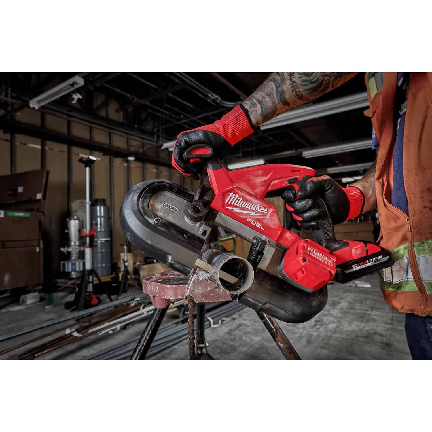Milwaukee M18 FUEL Cordless Brushless 3-1/4 in. Compact Dual-Trigger Band Saw Tool Only