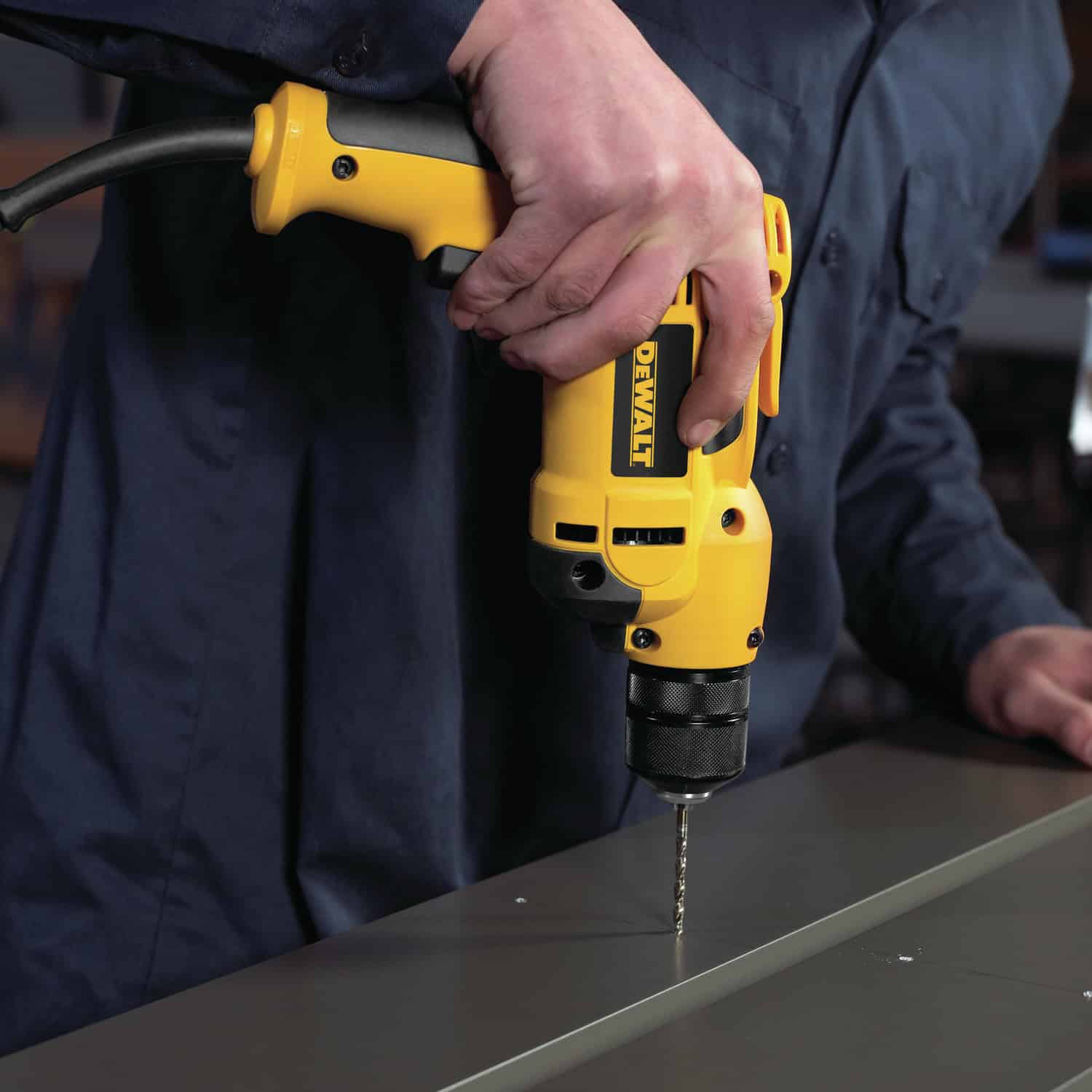 DeWalt DWD112 8 amps 3/8 in. VSR Corded Drill