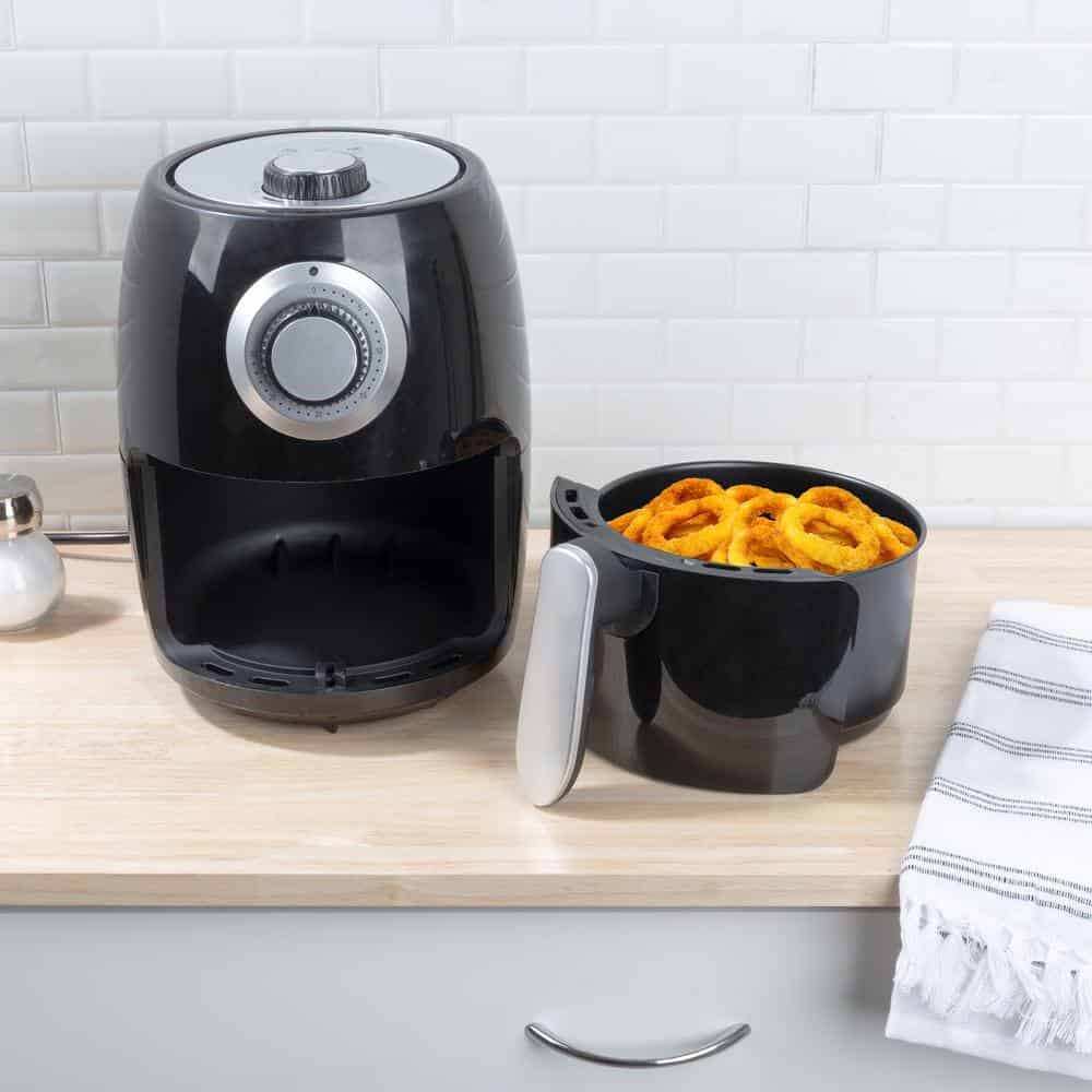 Classic Cuisine KIT-APP2 2.3 Qt. Black Electric Air Fryer with Nonstick Interior