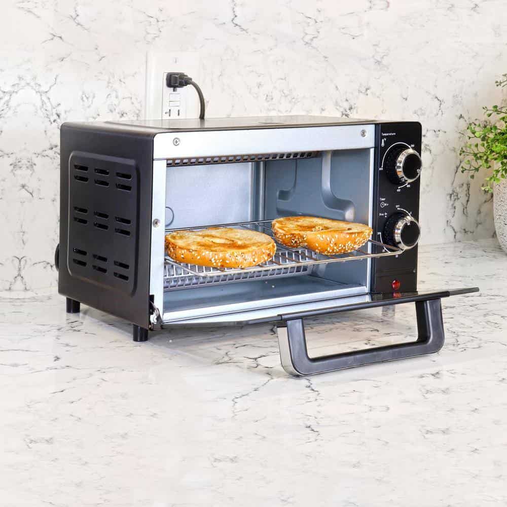 Total Chef TCTO09 4-Slice Toaster Oven, 1000W, Black Compact Design with Baking Pan and Toasting Rack