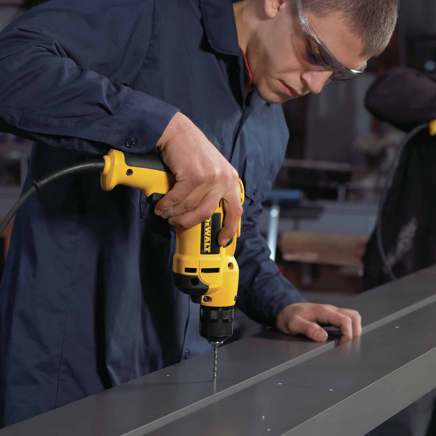 DeWalt DWD112 8 amps 3/8 in. VSR Corded Drill