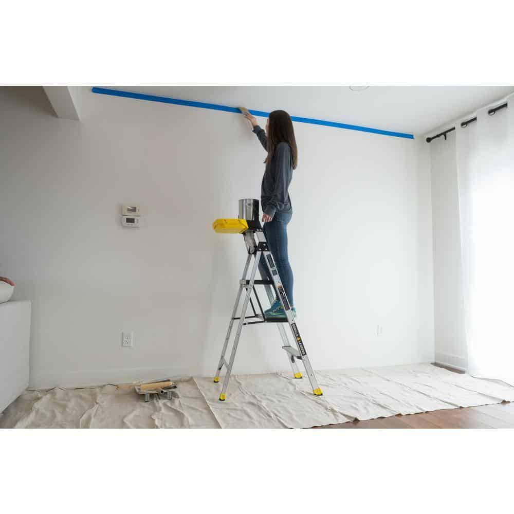 Gorilla Ladders GLA-4XB 4 .5 ft. Aluminum Dual Platform Step Ladder with Project Bucket (9 ft. Reach), 250 lbs. Capacity Type I Duty Rating