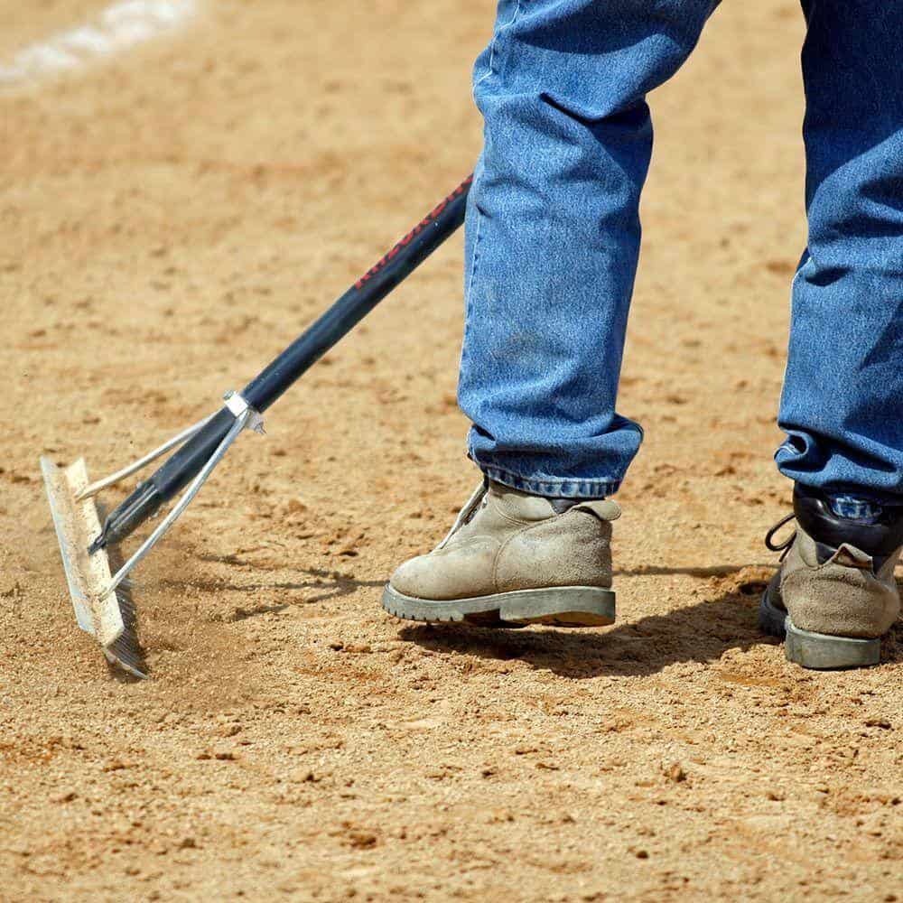 Razor-Back 63137 30 in. Aluminum Landscape Rake