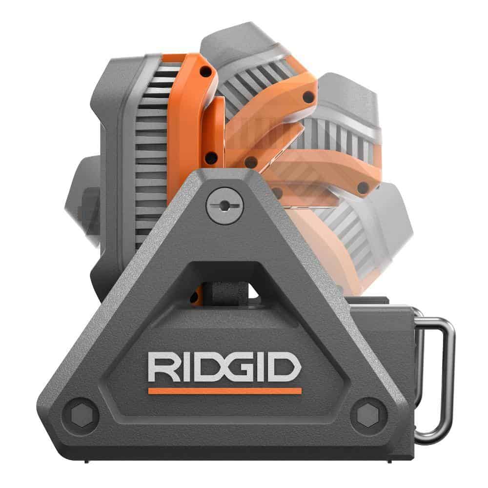 RIDGID R8694620B 18V Cordless Flood Light with Detachable Light (Tool Only)