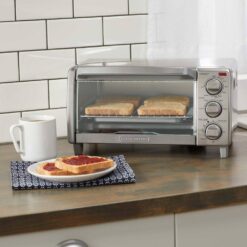BLACK+DECKER TO1745SSG 1150-Watt 4-Slice Silver Stainless Steel Toaster Oven with Convection