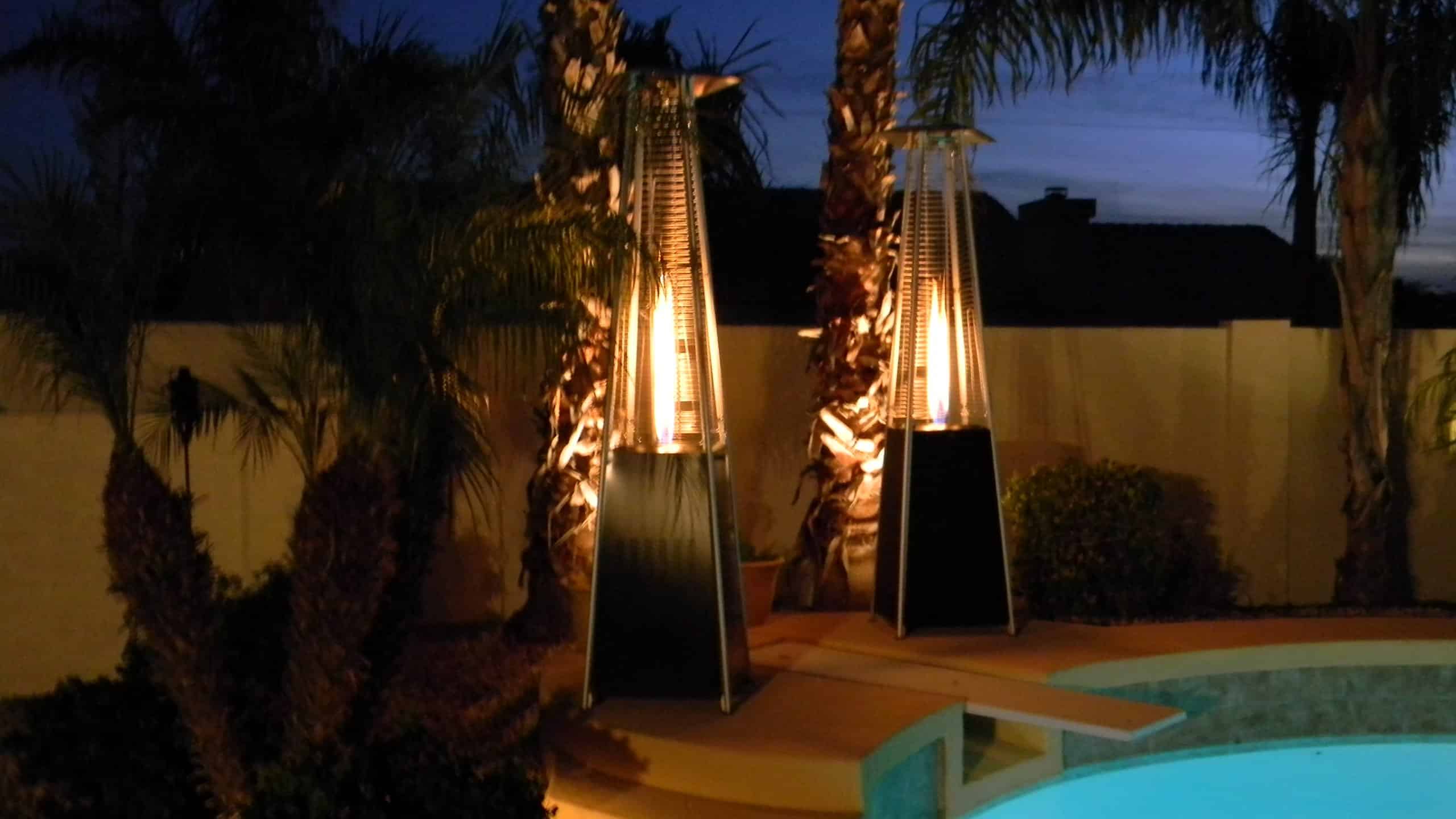 XtremepowerUS Hiland HLDSO1-WGTHG Pyramid Glass Tube Propane Patio Heater w/Wheels, 40,000 BTU, Hammered Bronze