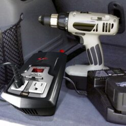 Schumacher Electric 750-Watt Power Inverter with GFCI Safety Circuit, Converts Vehicle Power to 120VAC Household Power