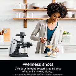 Ninja Cold Press Juicer Pro Powerful Slow Juicer with Total Pulp Control, Cloud Silver, JC100
