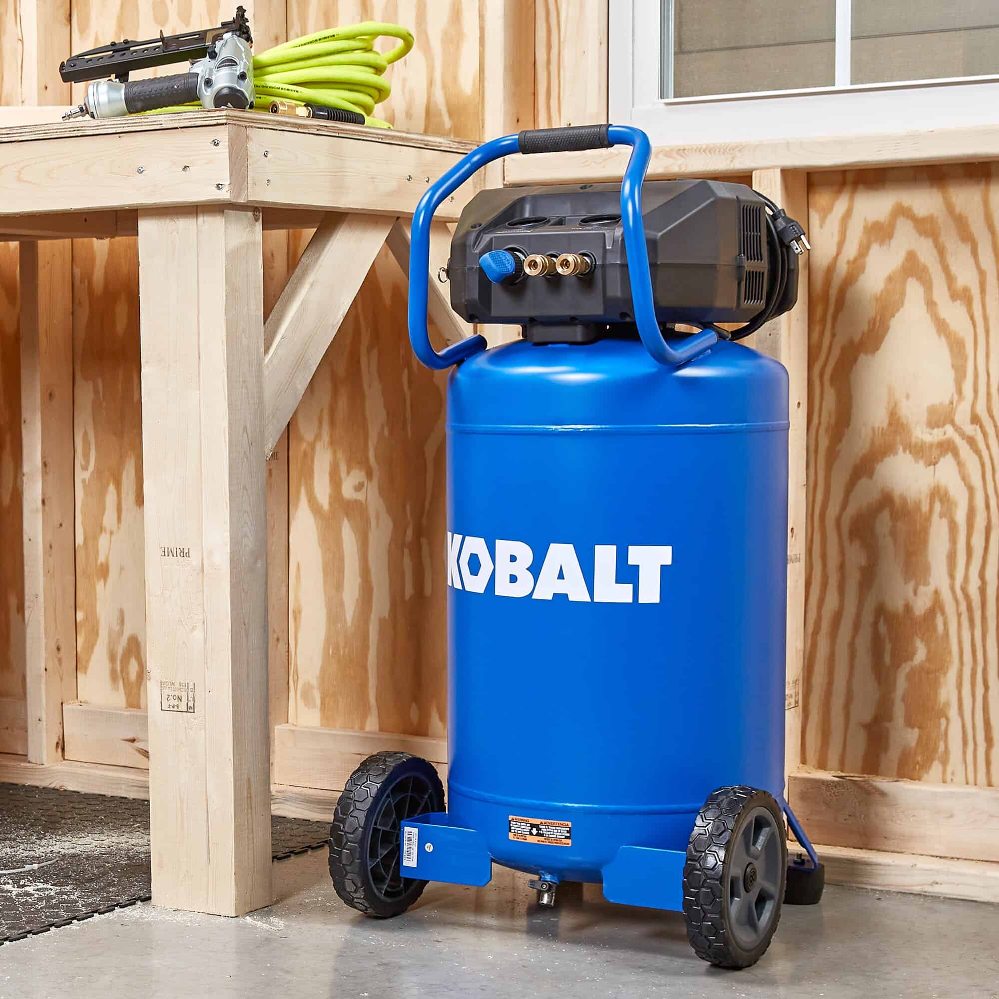 Kobalt 20-Gallon Portable Electric 175 PSI Vertical Air Compressor - Image 6