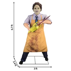 The Texas Chainsaw Massacre 6.5-ft Lighted Leatherface Animatronic