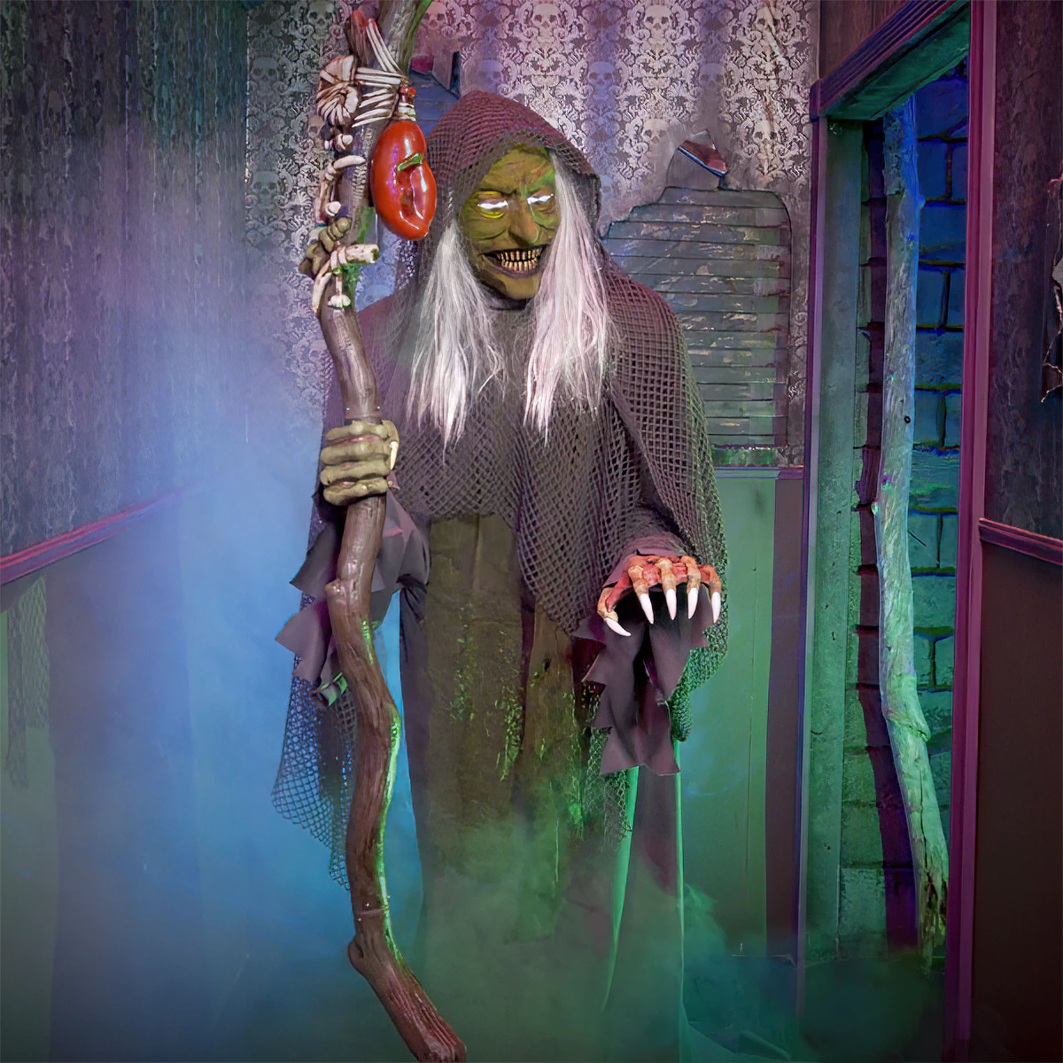 Haunted Living 6.5-ft Haunted Harbor Talking LED Servo Sea Witch Animatronic