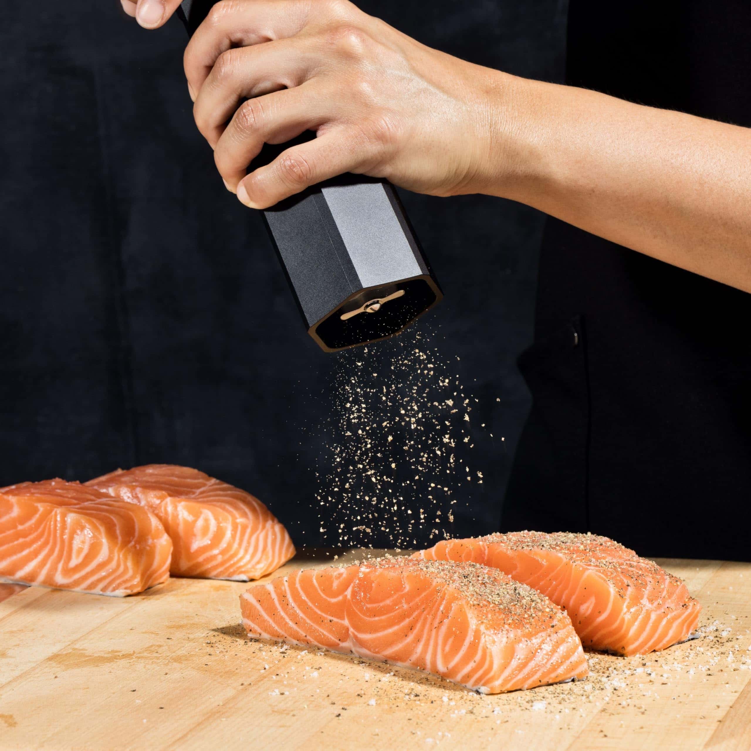 HexClad HexMill Pepper Grinder, Professional Grade Heavy Duty, Refillable, Aluminum Matte Black, Adjustable Ten Coarse Grind Settings
