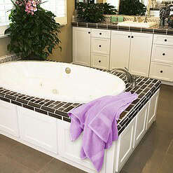 Utopia Towels 4 Pack Premium Bath Towels Set, 27 x 54 Inches, Lavender